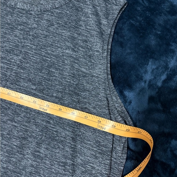 Gray Sleeveless Tank Top - Picture 2 of 5
